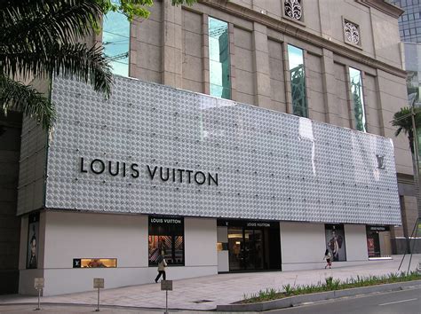 Louis Vuitton – The Starhill